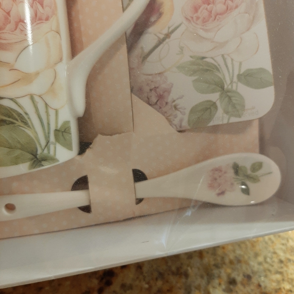 NIB MUG, COASTER AND SPOON SET. - Picture 5 of 7